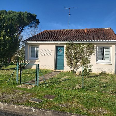 Maison De Vacances En Perigord Noir Le Buisson-de-Cadouin エクステリア 写真